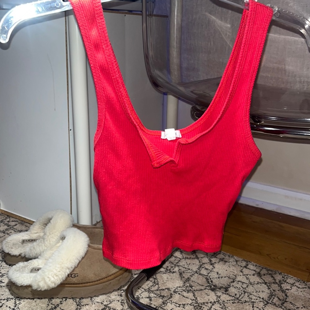 garage crop top